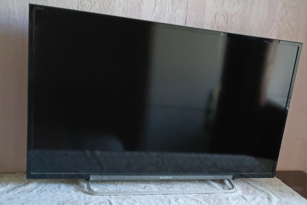 Продам телевизор SONY на запчасти