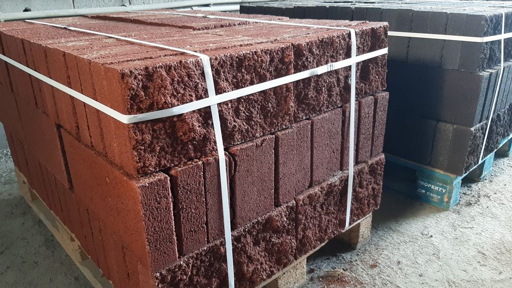 Плитка облицовочная для цоколя,фундамента,стен.