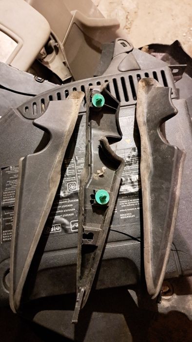 Рено Меган 2 фейс седан на части / Reno Megane 2