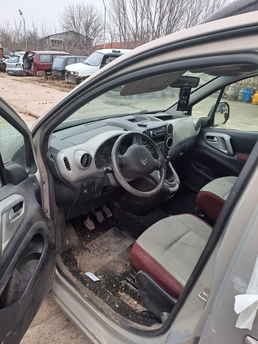 Ситроен Берлинго 1,6 бензин 90 к.с