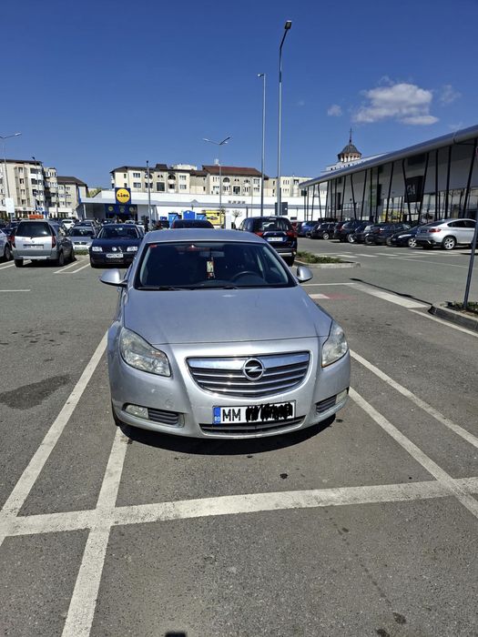 Opel Insignia 2009 – stare bună – pregătită de drum!