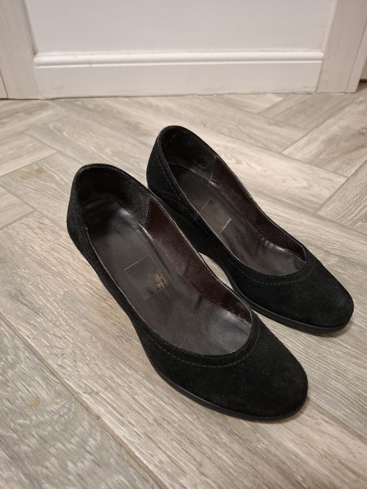 Pantofi dama din piele intoarsa, negri