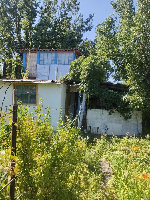 Продам дачу на спутнике