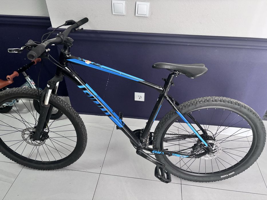 Продам велосипед Giant atx