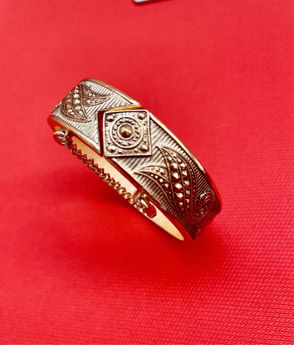 Гривни, 3 броя, метал