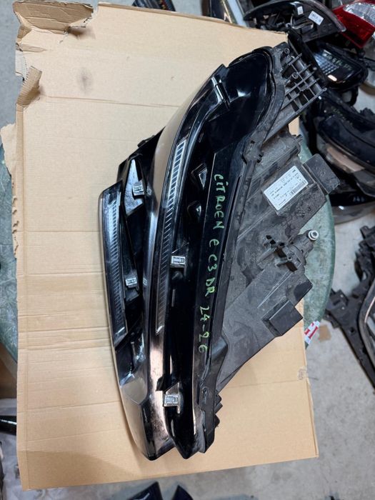 Far dreapta Citroen c3  Electric e-c3 full led 2024/2025/2026