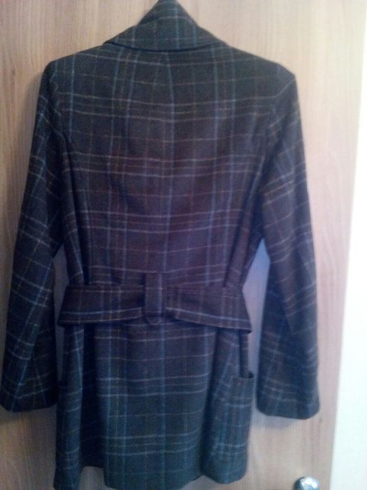 Женское пальто в клетку