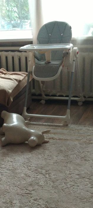 Стульчик для кормления ребенка