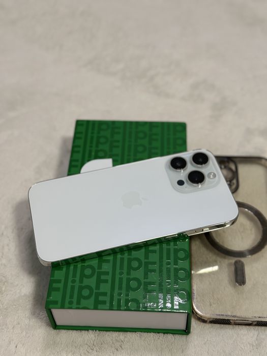 iPhone 14 Pro Max Alb 256 GB excelent 91% la cutie + Husa