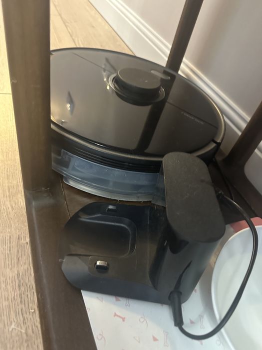 Робот пылесос