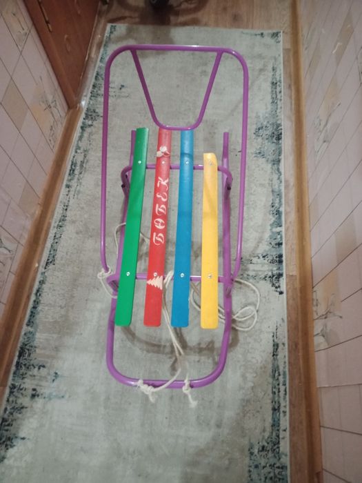 Продам зимние санки