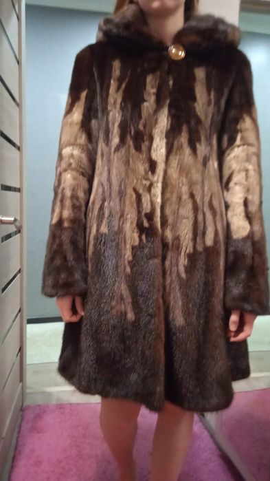 Продам норковую шубу
