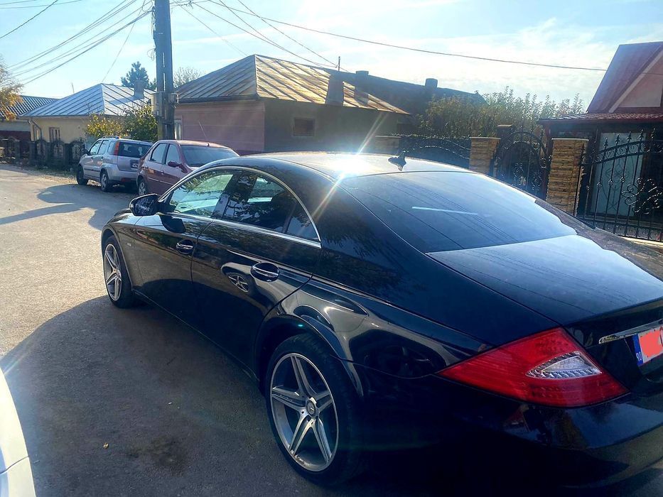 Usa stanga dreapta Mercedes CLS W219 portiera fata spate CLS350 CLS500