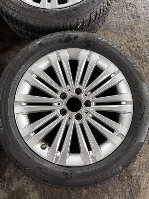 Jante Aliaj 17" Mercedes cu Anvelope Iarna Pirelli