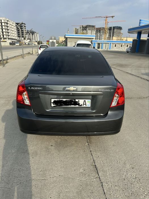 Jentra mexanika ideal holatda