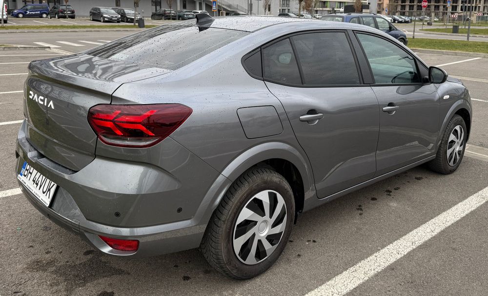 Dacia Logan TCe90 CVT Journey, automat, 2500 Km, Garantie + Revizii GRATUITE pana in 2029