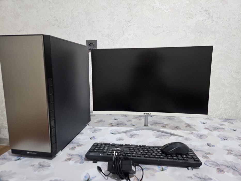 Продаётся компьютер набор