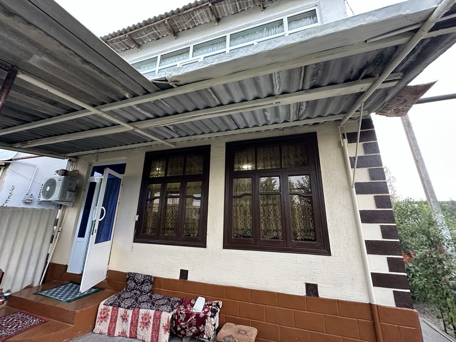 Dom sotiladi yangi obod 5/1 dom