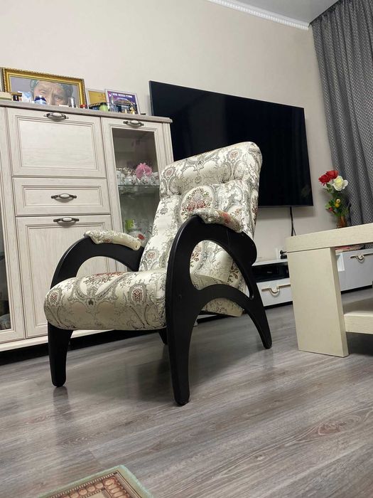 Кресло  диваны шкафы