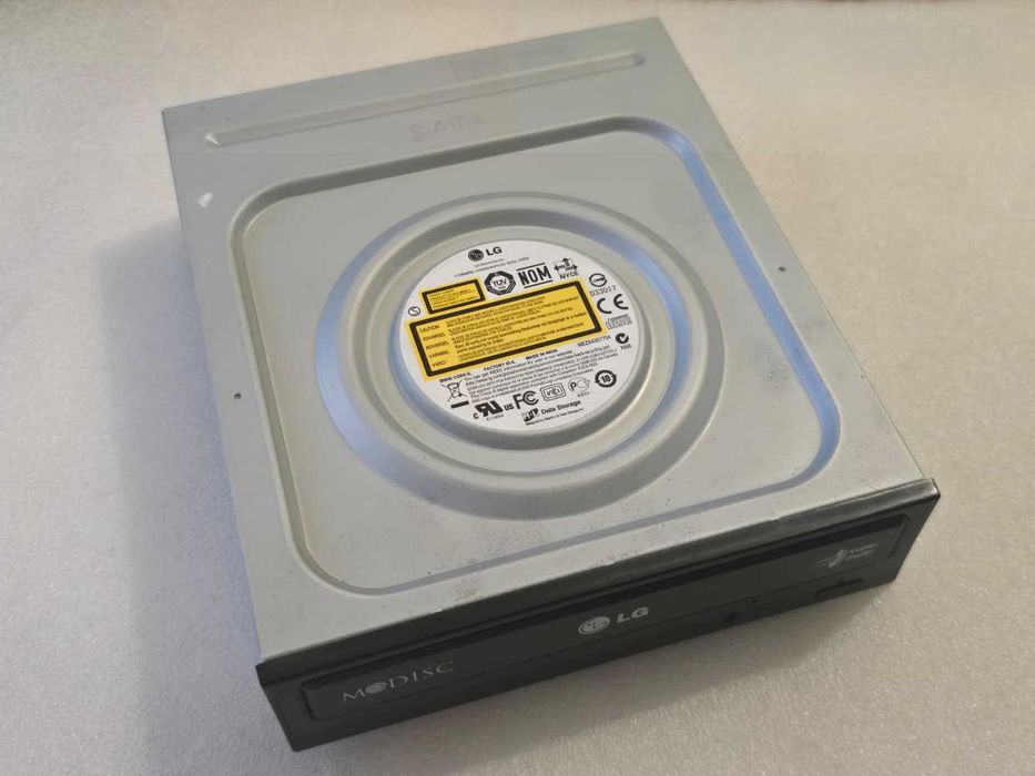 Unitate Optică Internă PC DVD-RW LG Super Multi M-DISC, Conexiune SATA