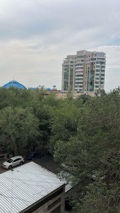 Сдам квартиру в Самал 1, напротив Достык Плазы