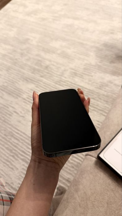 Продам Iphone 13 pro 256gb