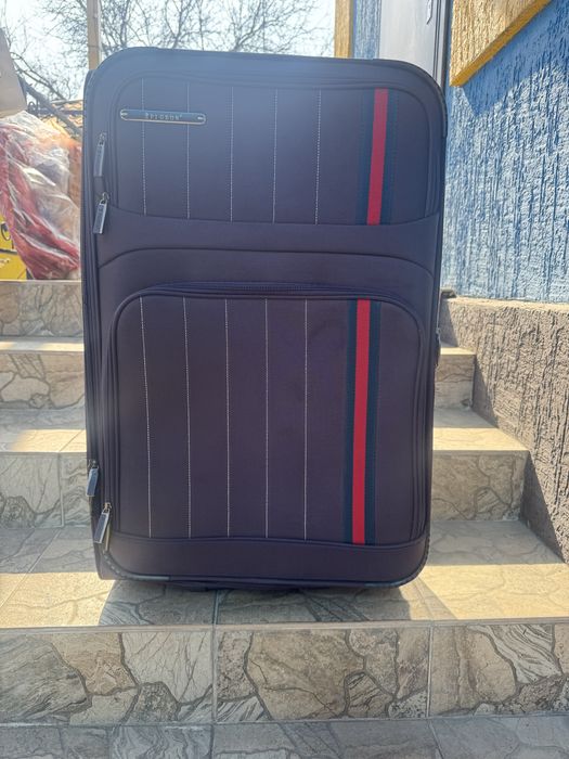 Чемодан, размер L