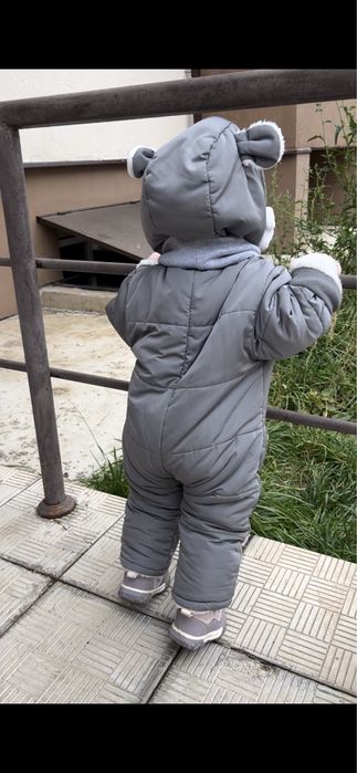 Осенний комбинезон для ребенка