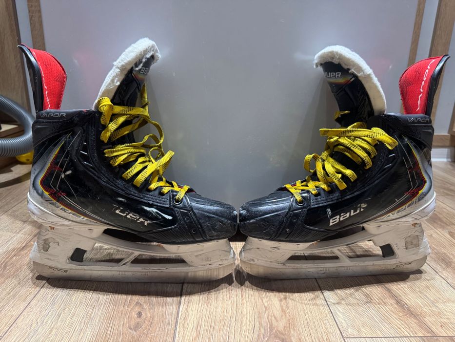 Коньки хоккейные BAUER  FLYPRO SR