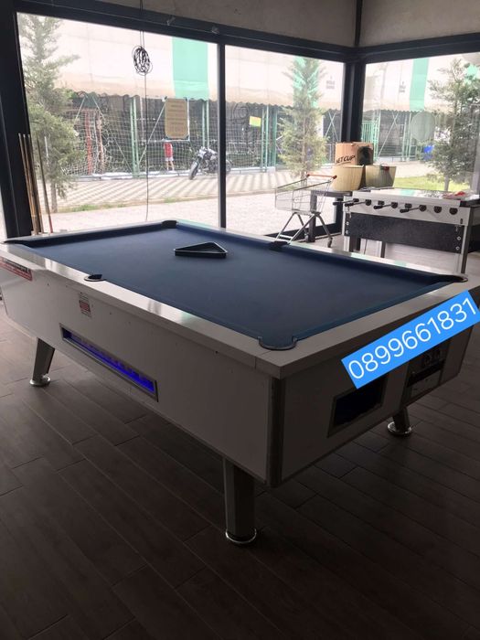 Билярдна маса, 7 фута, работеща с монети и жетони, 3150 лв.