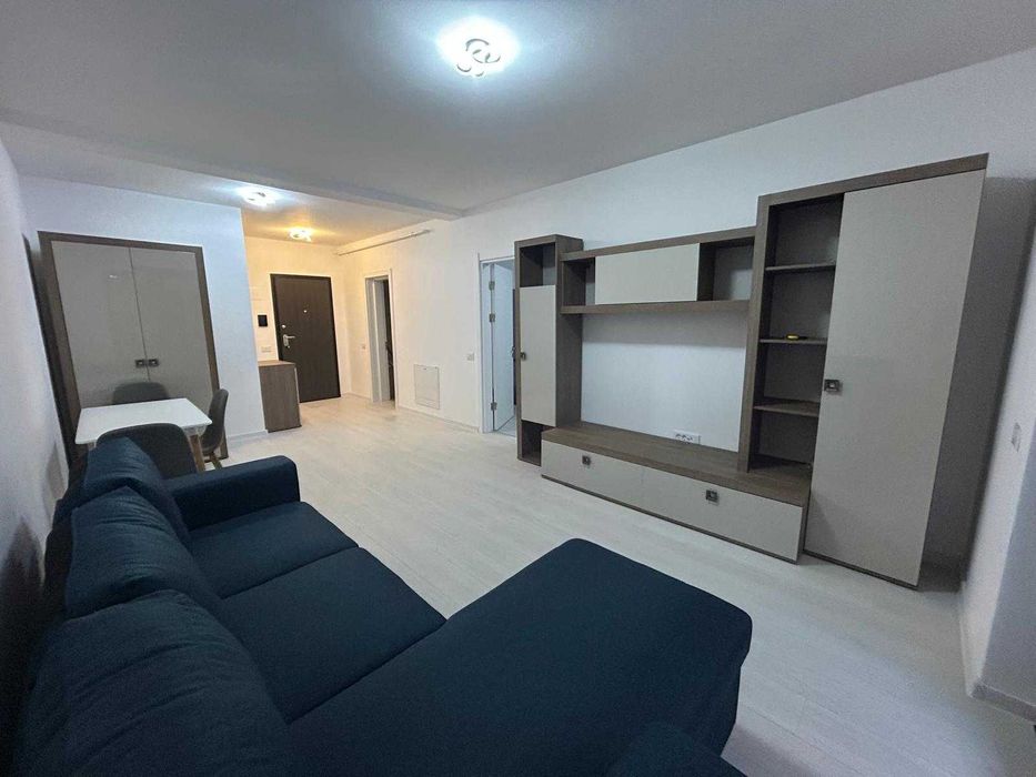 Inchiriez garsoniera decomandata Noua