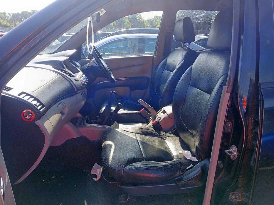 Dezmembrez Mitsubishi L200 2.5 Diesel 2007