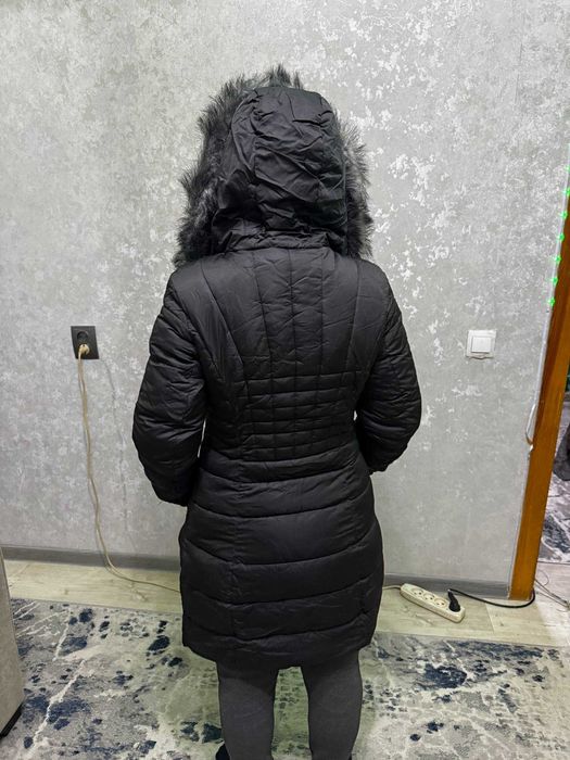 Продается женская зимняя куртка