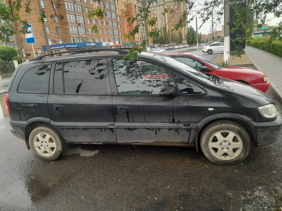 Продам Опель зафира