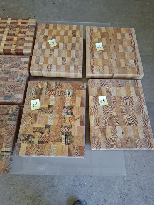 Продавам кухненски дъски за мезета.