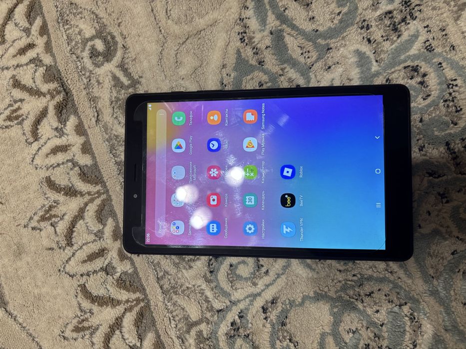 Планшет самсунг А8