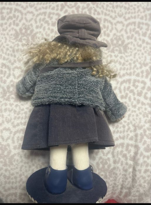 Papusa din portelen vintage cu cheita