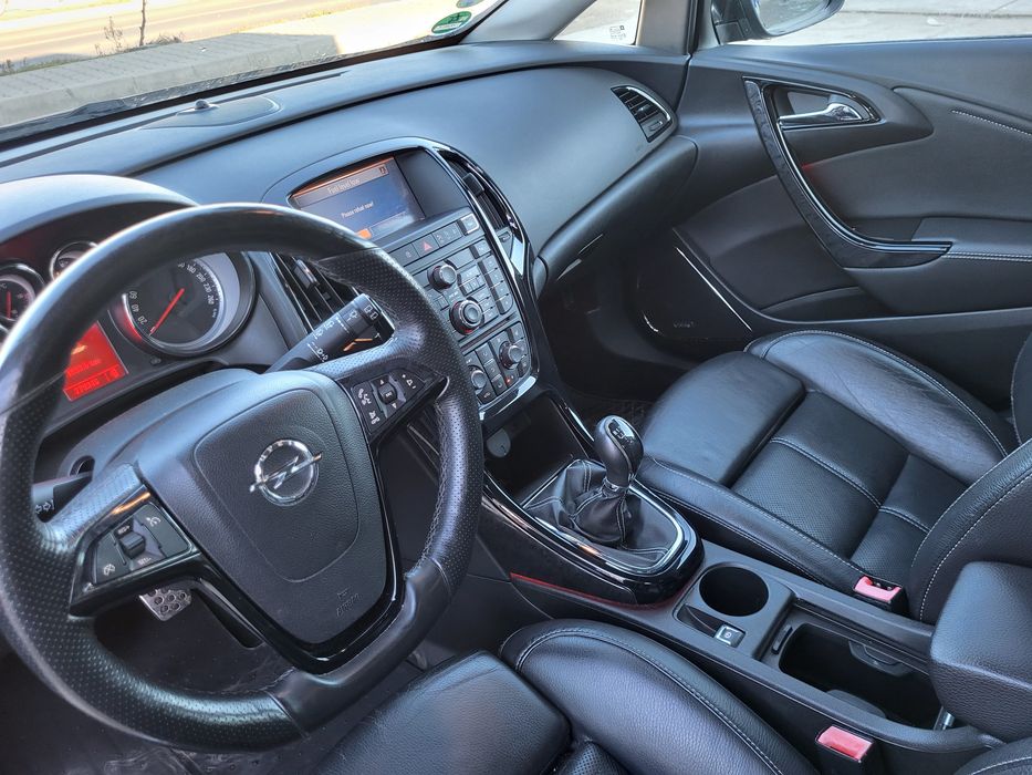 OPEL Astra 2012 — imagine 5