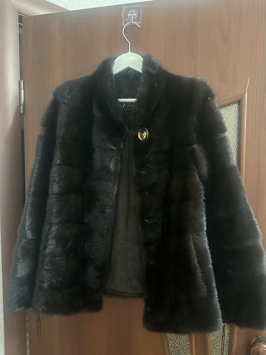 Продам шубу норковую