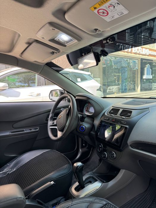 Chevrolet Cobalt 2025 — 8