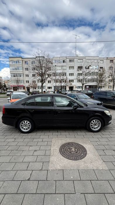 SKODA Octavia 2010 — imagine 3