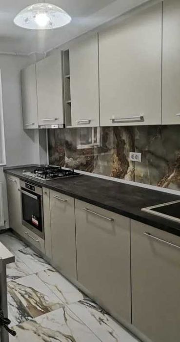 Дава се под наем Едностаен апартамент в Пловдив, Тракия - 45 кв.м за 153 € - Снимка #1