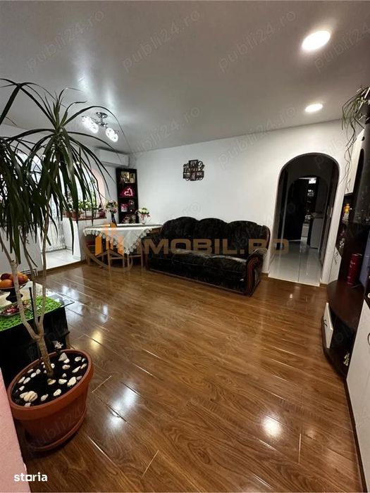Apartament 3 camere Alexandru cel Bun - Deosebit — fotografia 1