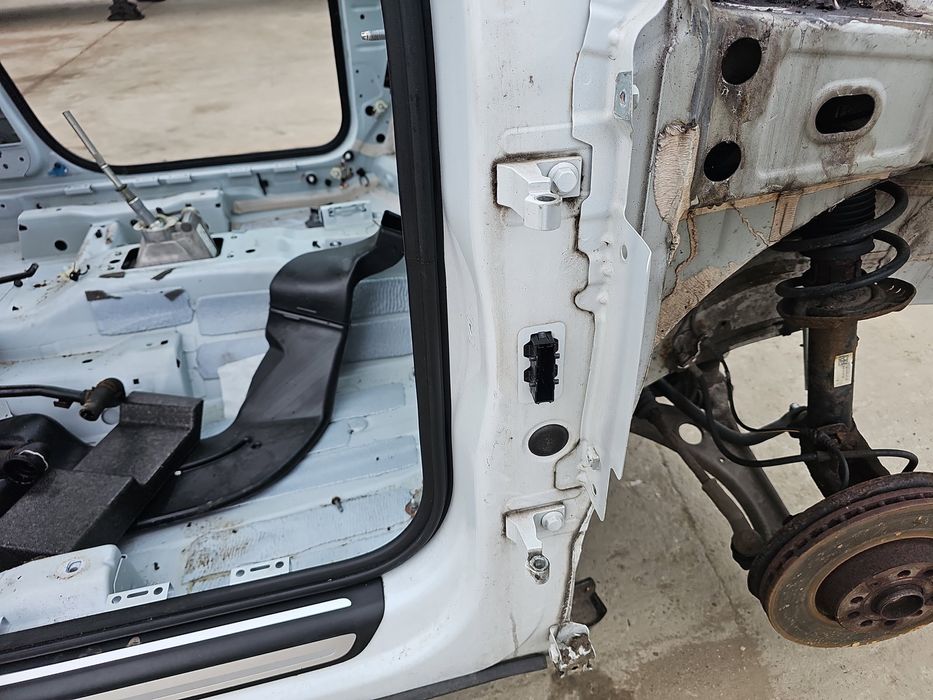 Set balamale usa dreapta fata AUDI Q3 (8UB) [Fabr 2011-2018] OEM