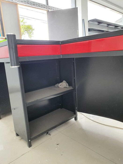 торговые стелажи , касса стол,Кассовые столы стеллажи