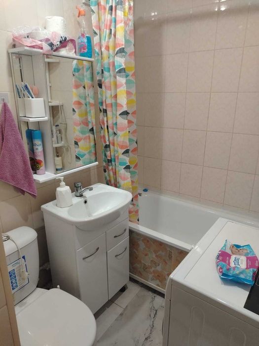 Продам 1ком квартиру в районе Уверситета