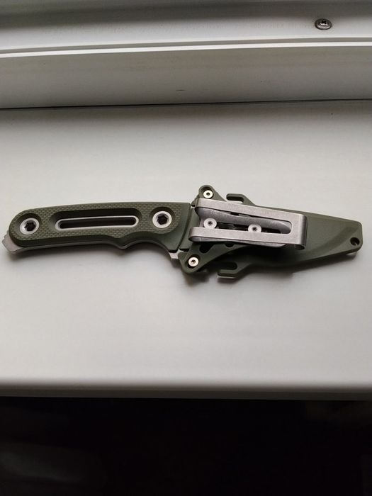 Игрушка для чистки проводов.