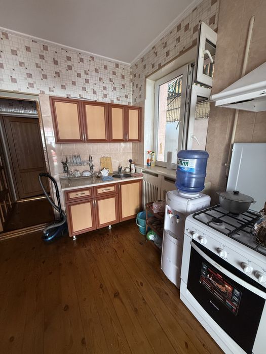 СВОЙ Продаётся дом 4.4 соток (ор-н Азербайджанский центр)