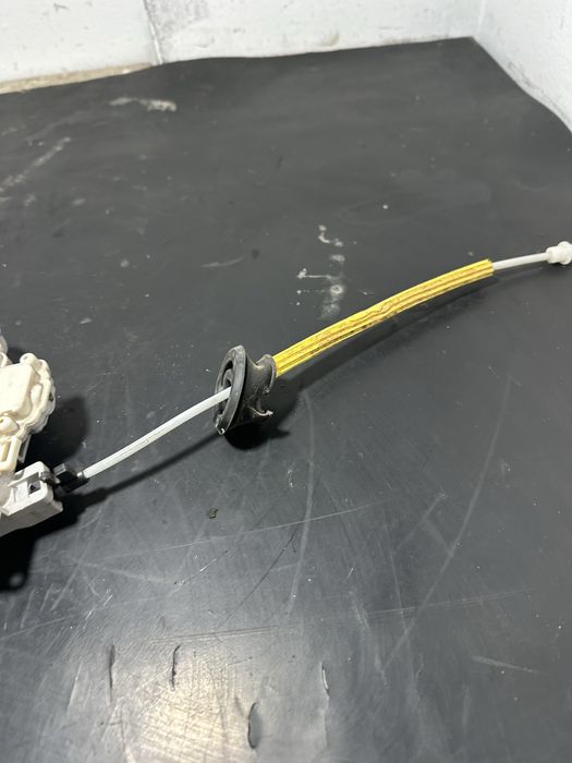 Broasca usa dreapta fata Audi A3 8P A6 C6 4F1837016