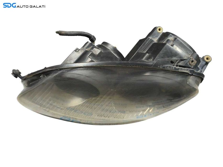 Far Stanga EUROPA FARA Xenon Volkswagen Golf 5 2004 - 2008 Cod 1K6941005A (Trebuie Polisat) [LR1261]